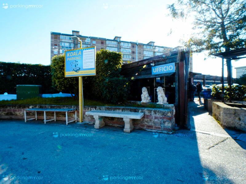 Koala Parking - Porto Bar Ingresso reception Koala Parking - Porto Bar