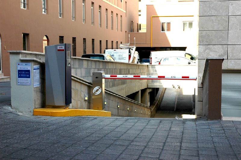 Parcheggio Pigneto - Roma centro città Ingresso Parcheggio Pigneto - Roma centro città