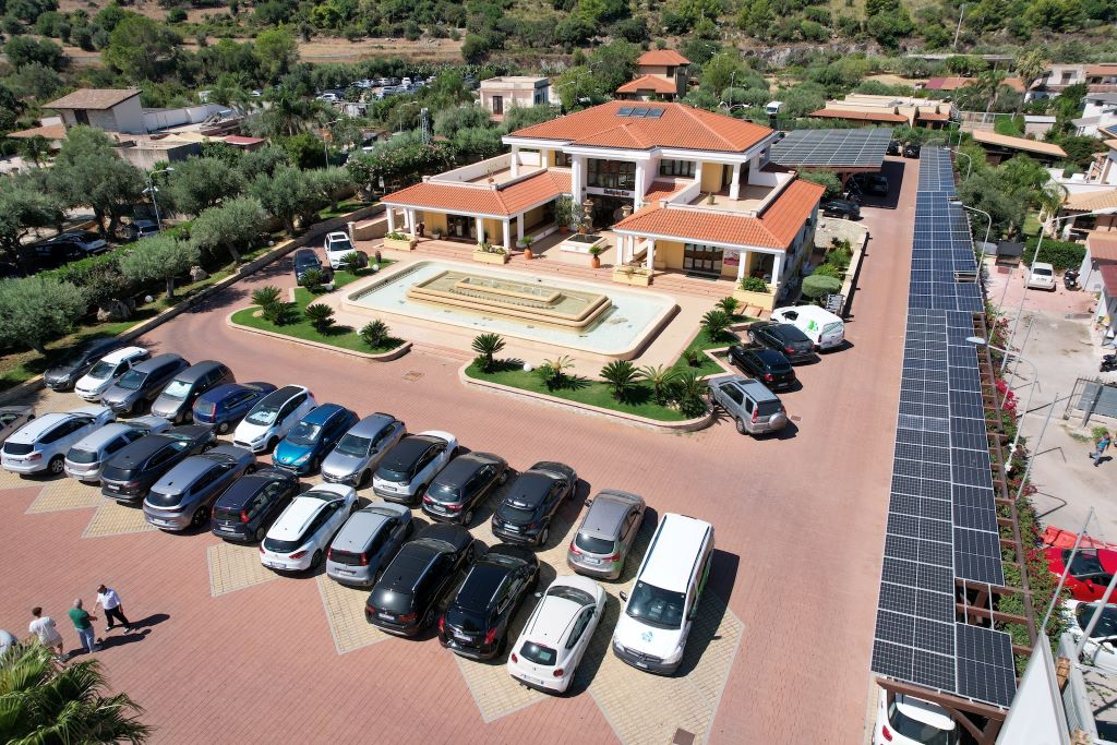 Park & Fly - Aeroporto Palermo Visuale dall'alto Park & Fly - Aeroporto Palermo