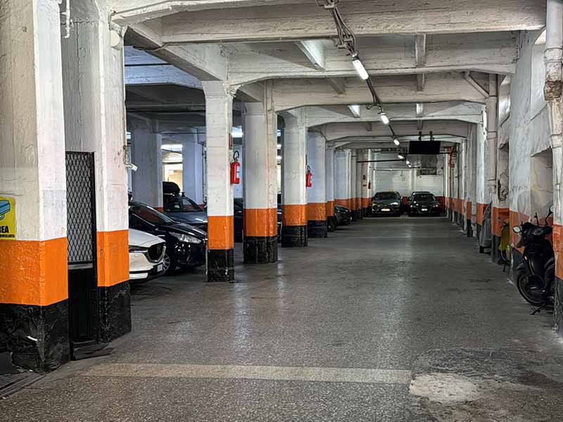 Garage Sannazaro - Napoli città Posti auto interni Garage Sannazaro