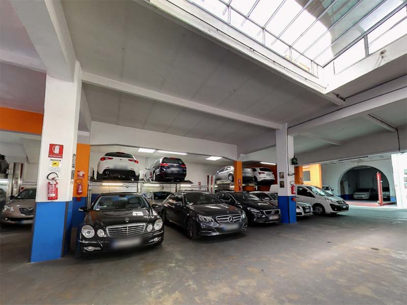 Garage Italia - Firenze centro Posti auto coperti Garage Italia - Firenze centro